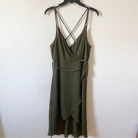 Olive green wrap dress - Picture 5 of 9